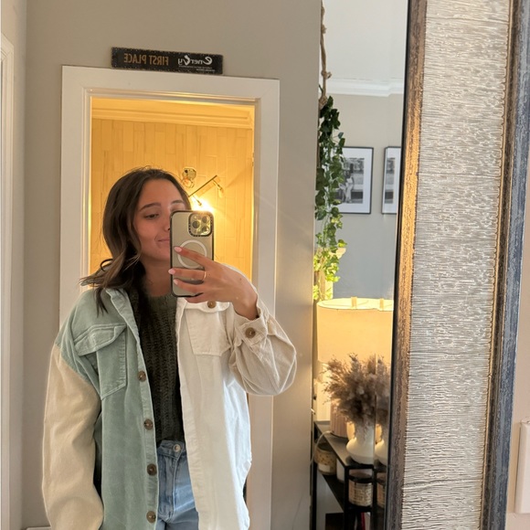 Color block Shacket - Picture 2 of 2